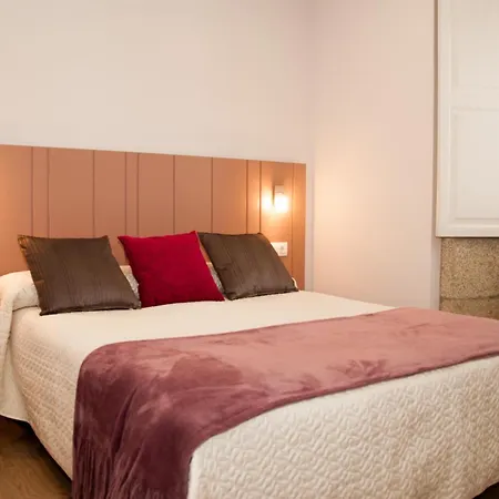 Linares Rooms Santiago-3