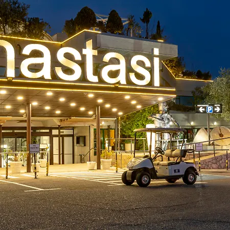 Nastasi Hotel & Spa-2