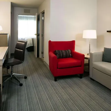 Country Inn & Suites By Radisson, Middleton - Madison West-3