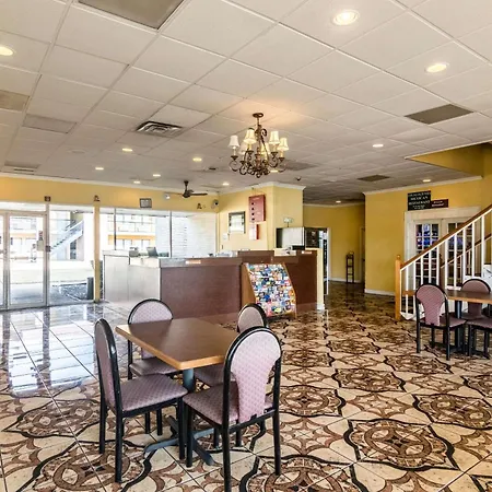 Rodeway Inn Arlington Entertainment District Area-3