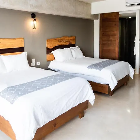 Sunday Hotel 52 At Playa Del Carmen-3