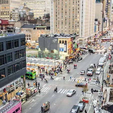 Econo Lodge Times Square-3