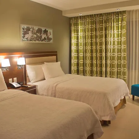 Hampton Inn By Hilton Merida-2