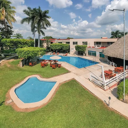 Hotel Loma Real-3