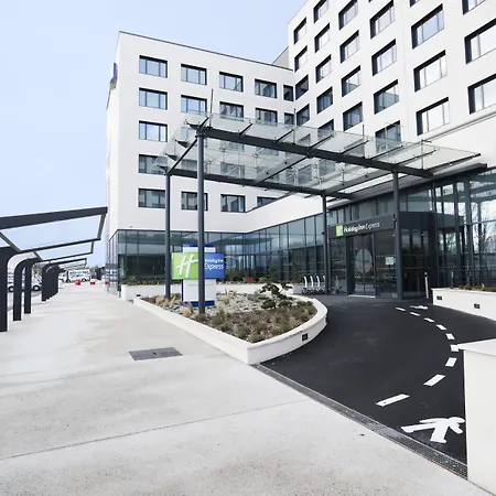 Holiday Inn Express - Paris - Cdg Airport By Ihg-3