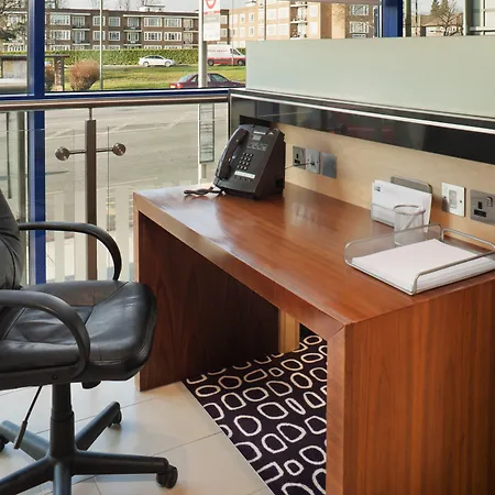 Holiday Inn Express London Golders Green, An Ihg Hotel-2