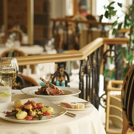 Best Western Moores Central Hotel-2