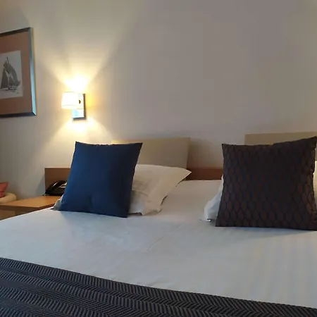 Best Western Premier Hotel Du Vieux-Port-3