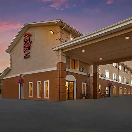 Red Roof Inn & Suites Denton-2