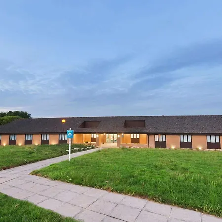 Days Inn Sutton Scotney South-3