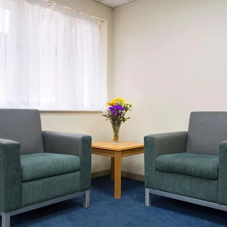 Days Inn Sutton Scotney South-2