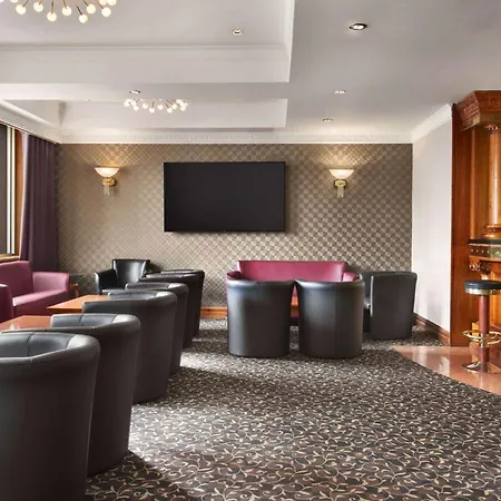 Savera Hotel South Ruislip-3