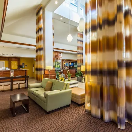 Hilton Garden Inn Fairfield-2