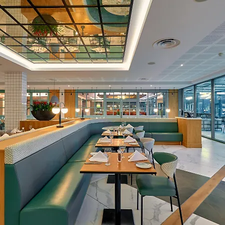 Crowne Plaza Marlow By Ihg-2