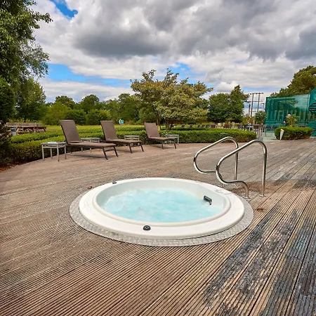 Crowne Plaza Marlow By Ihg-3