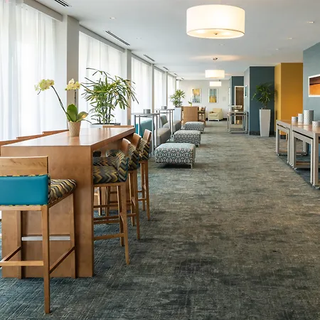 Hampton Inn & Suites Miami Airport South/Blue Lagoon-3