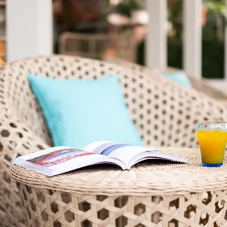 Liv Hotel Phuket Patong Beachfront-2