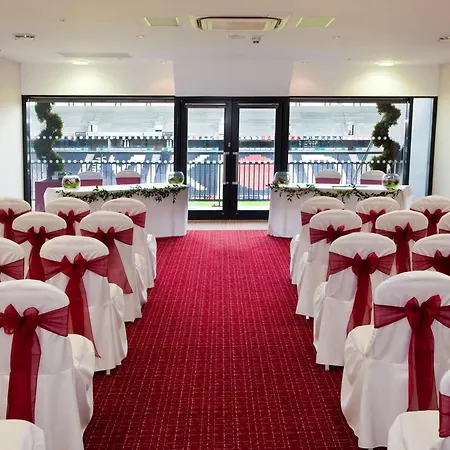 Doubletree By Hilton Milton Keynes-2