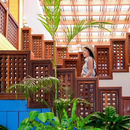 Days Inn By Wyndham Patong Beach-2