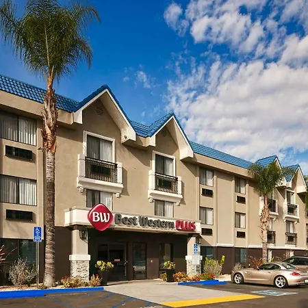 Best Western Plus Diamond Valley Inn-3