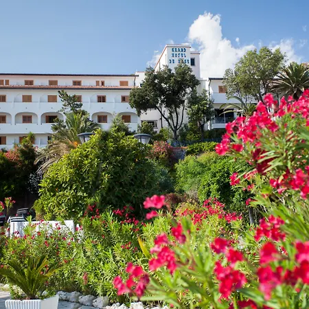 Grand Hotel De Rose-3