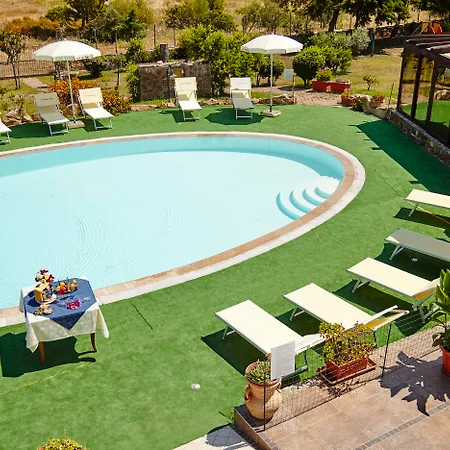 Hotel Cala Mirto-3