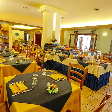 Hotel Cala Mirto-2