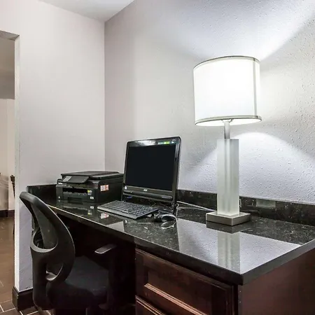 Sleep Inn & Suites Near I-90 And Ashtabula-2