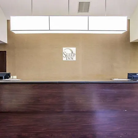 Sleep Inn & Suites Near I-90 And Ashtabula-3