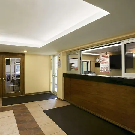 Travelodge By Wyndham Lansing Il-3