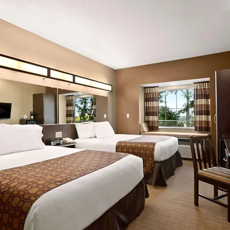 Microtel Inn & Suites By Wyndham St Clairsville - Wheeling-2