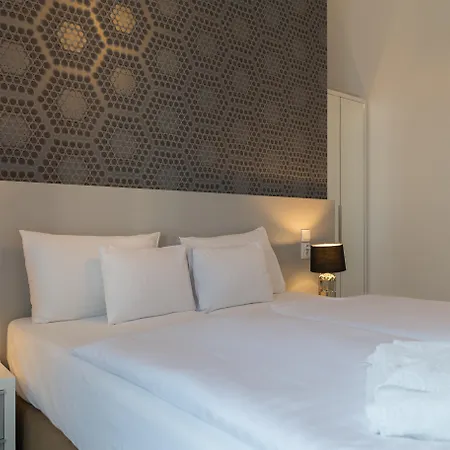 Hotel Mika Downtown-3