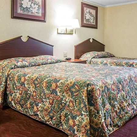 Rodeway Inn Madison Heights - Detroit-3