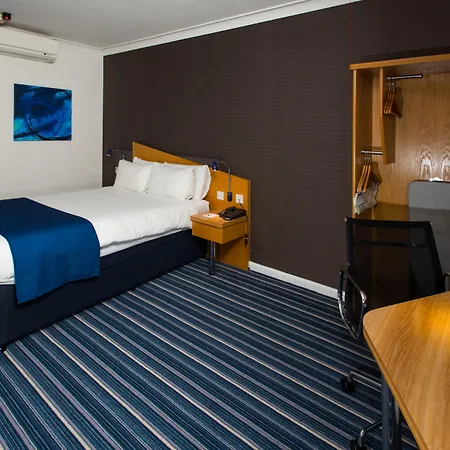 Holiday Inn Express Inverness By Ihg-2