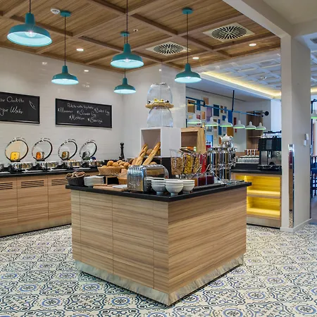 Park Inn By Radisson Istanbul Ataturk Airport-3