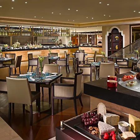 Dusit Thani Abu Dhabi-2