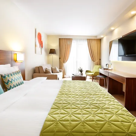 The White Orient Hotel-2