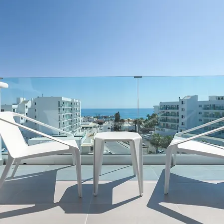 The Blue Ivy Hotel & Suites (Adults Only)-3