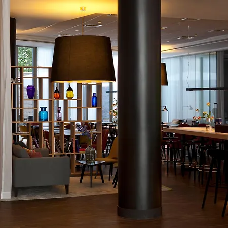 Holiday Inn Express Mechelen City Centre By Ihg-3