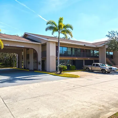 Americas Best Value Inn & Suites Melbourne-3
