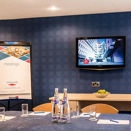 Leonardo Inn Aberdeen Airport-2