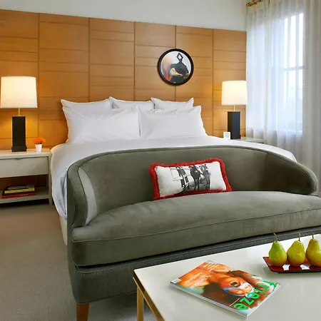 21C Museum Hotel Cincinnati-3