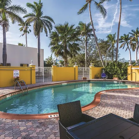La Quinta Inn By Wyndham Jupiter-3