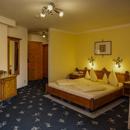 Hotel Alpenschloessl-3