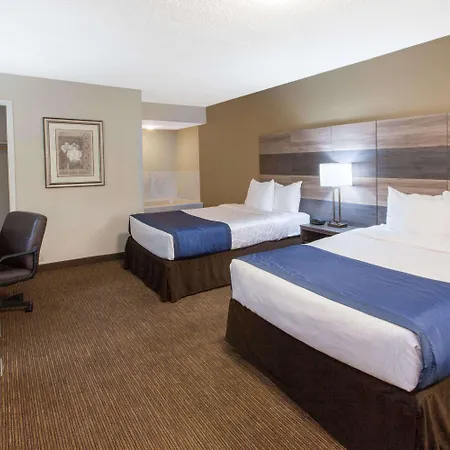 Baymont By Wyndham Downtown Detroit-3