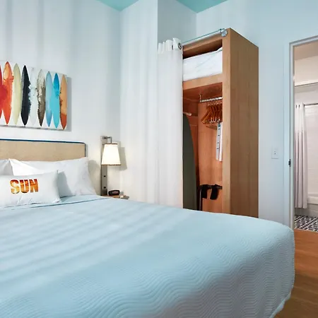 Universal'S Endless Summer Resort - Surfside Inn And Suites-3