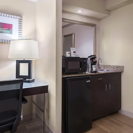 Holiday Inn Express Hotel & Suites Kendall East-Miami By Ihg-3