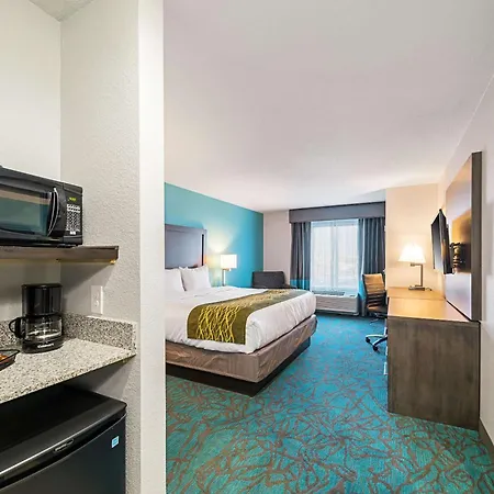 Comfort Inn & Suites Oklahoma City Near Bricktown-2