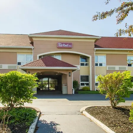 Red Roof Inn Batavia-3