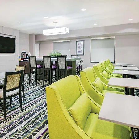 La Quinta Inn & Suites By Wyndham The Woodlands/Spring-2